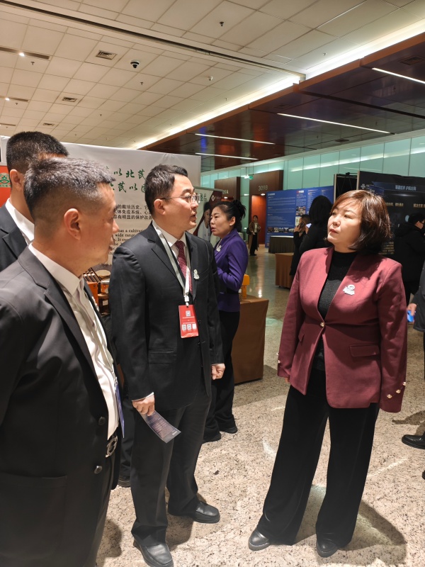 b2fd421c3fe5c04d21a45b48acbd0c98