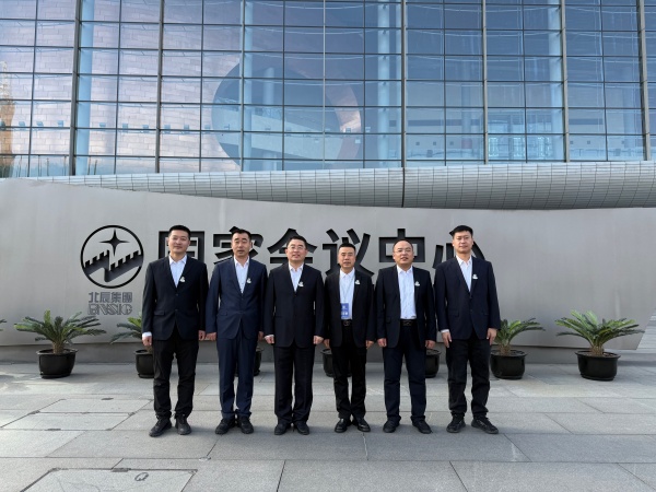 01a9e5cf3275deee5b4f7ccf8e9605bb